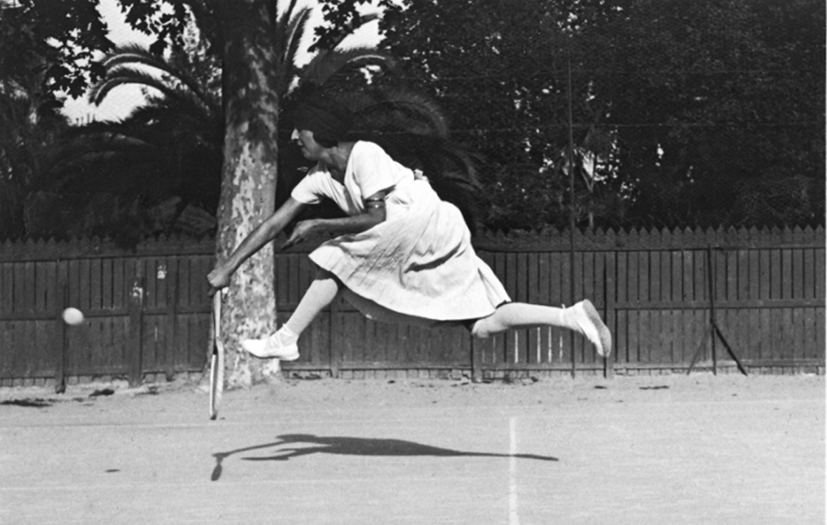 Suzanne Lenglen in training Donation Jacques Henri Lartigue